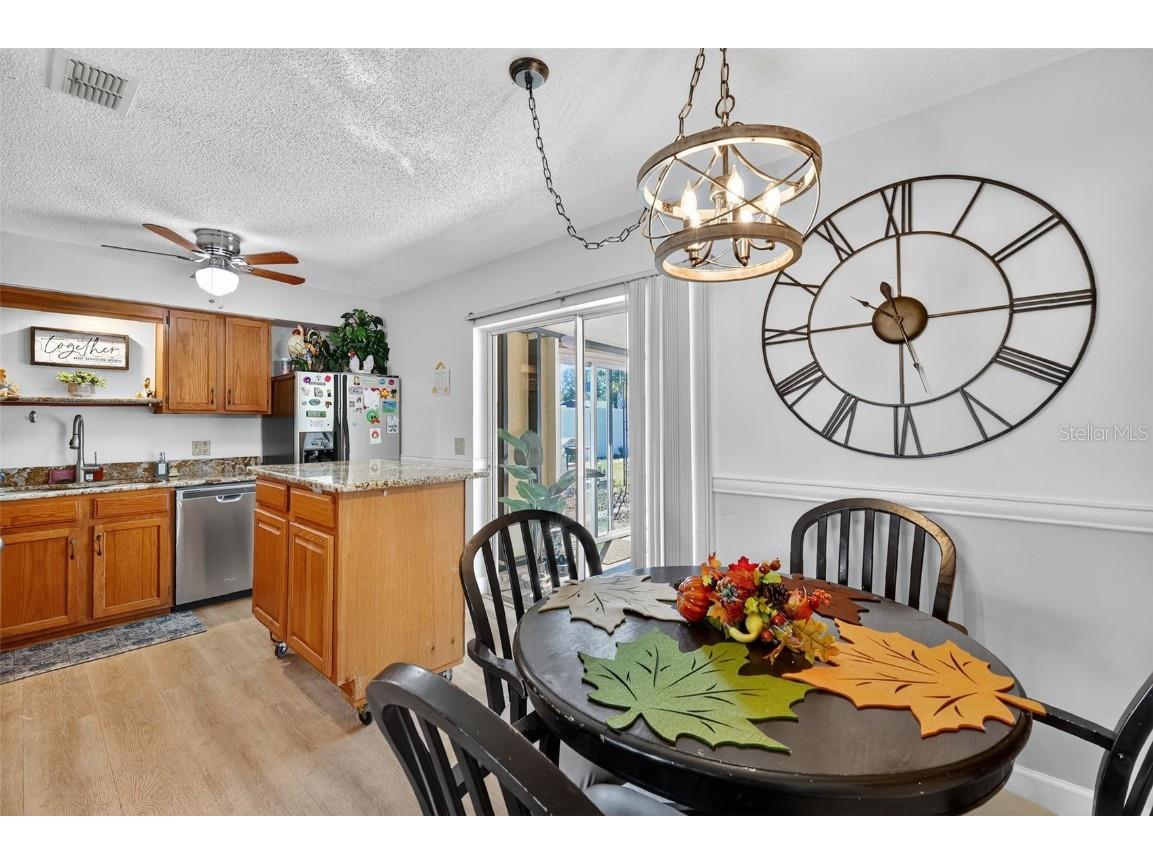 1239 Padgett Circle Lady Lake FL 32159 G5104155 image8