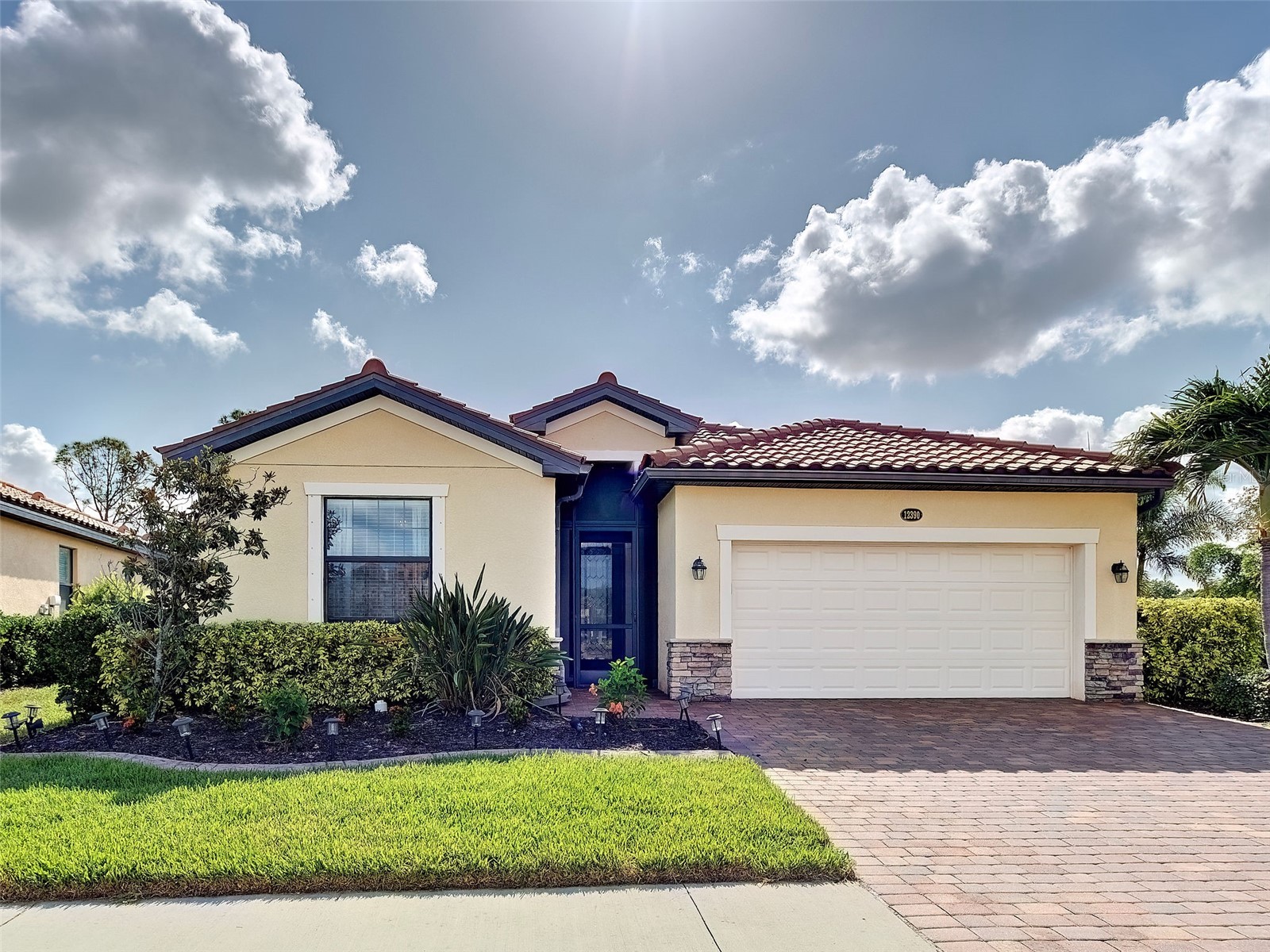 12390 Cinqueterre Drive Venice FL 34293 N6144769 image2