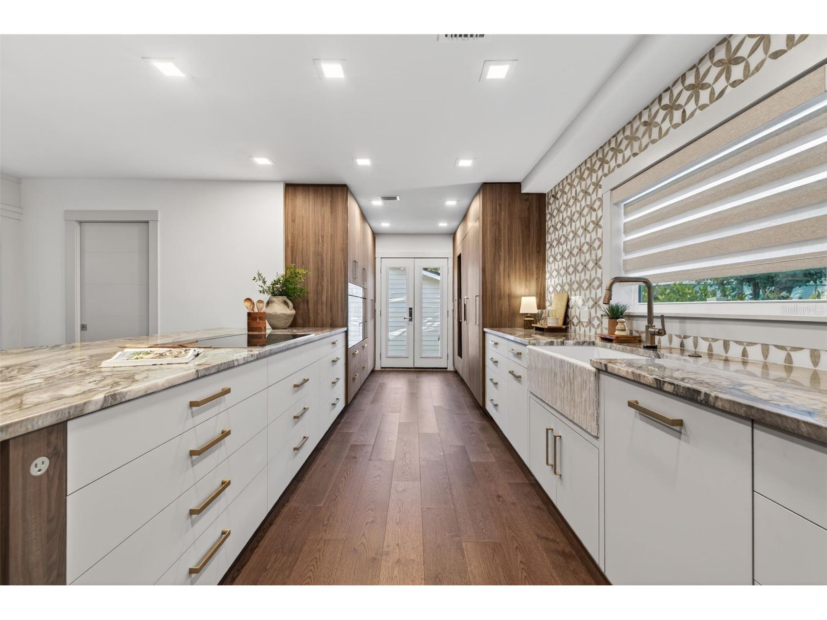 124 19th Avenue N Saint Petersburg FL 33704 TB8508829 image24