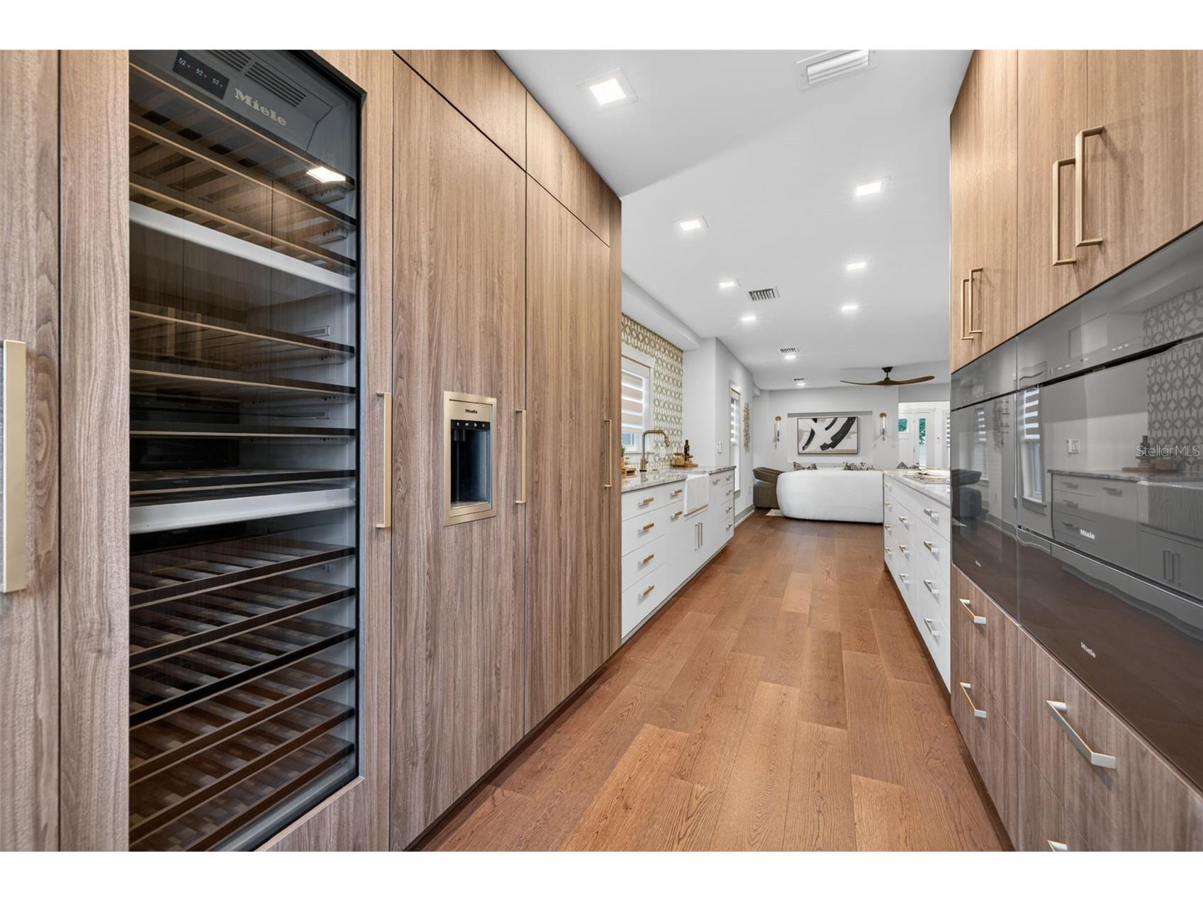 124 19th Avenue N Saint Petersburg FL 33704 TB8508829 image27