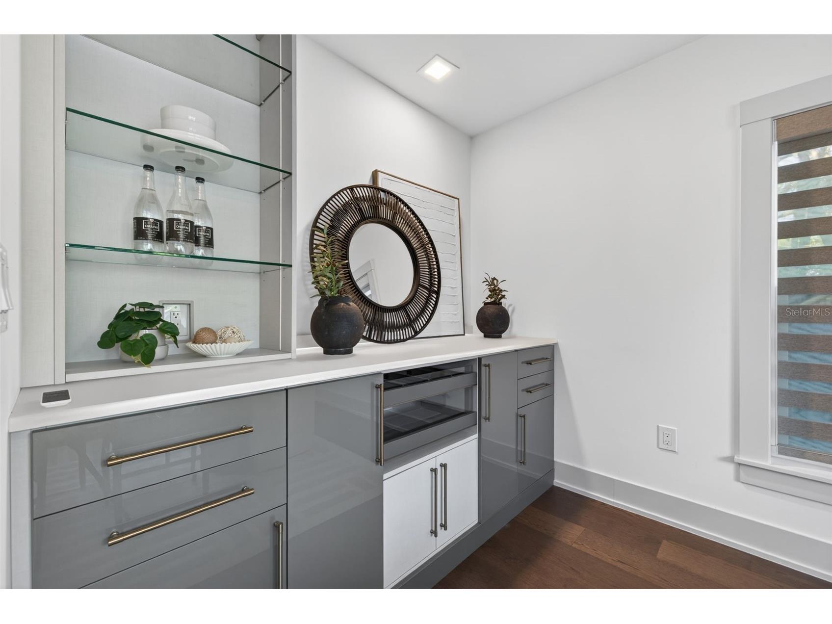 124 19th Avenue N Saint Petersburg FL 33704 TB8508829 image37
