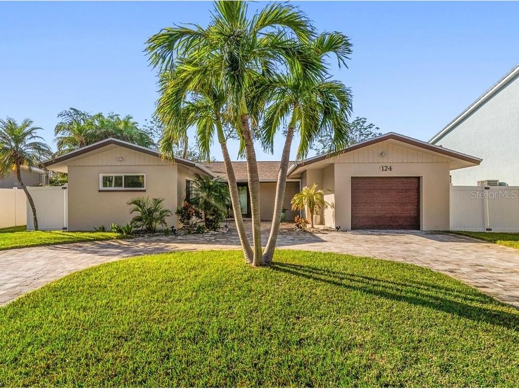 124 1st Street W Saint Petersburg FL 33715 TB8333522 image1