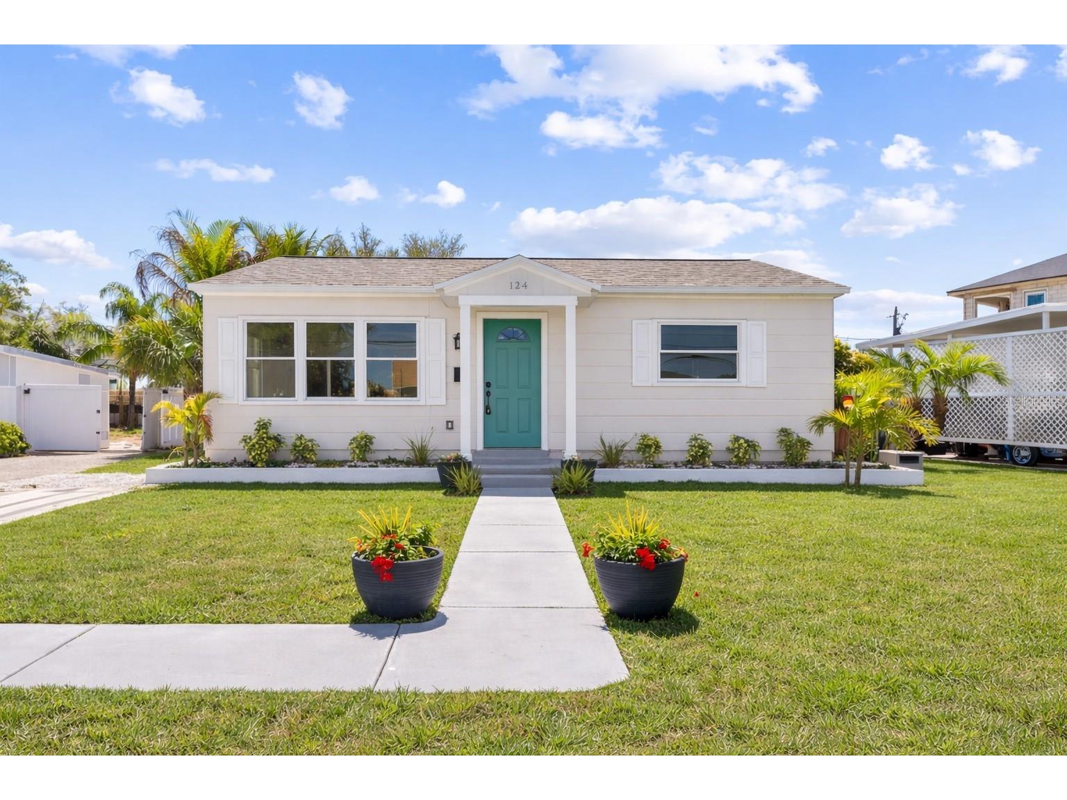 124 85th Avenue N Saint Petersburg FL 33702 TB8486019 image1