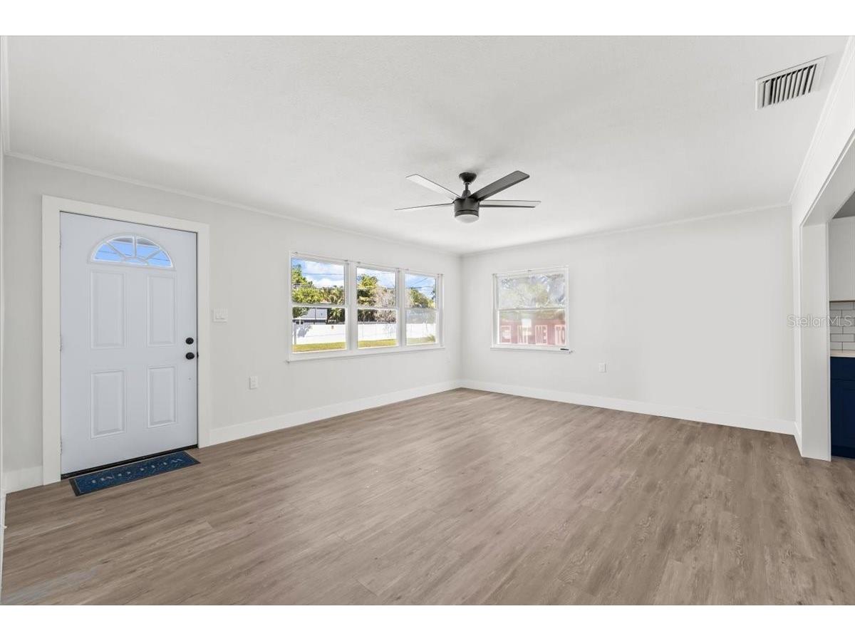 124 85th Avenue N Saint Petersburg FL 33702 TB8486019 image4