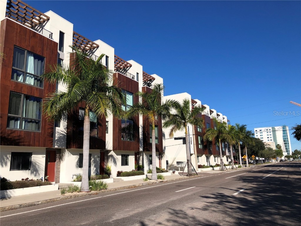 124 8th Street N Saint Petersburg FL 33701 T3503604 image1