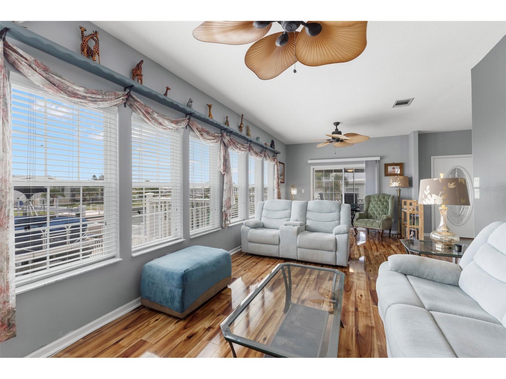 124 Americana Court NE #214 Saint Petersburg FL 33702 - TAMPA BAY TB8512099 image10