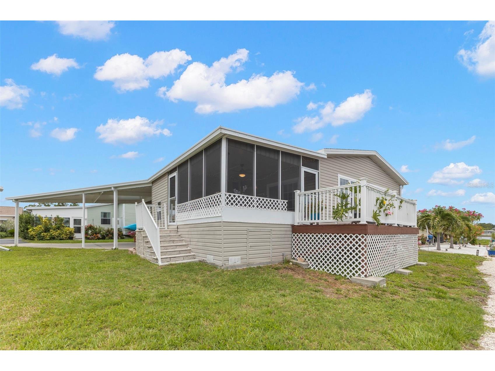 124 Americana Court NE #214 Saint Petersburg FL 33702 - TAMPA BAY TB8512099 image4