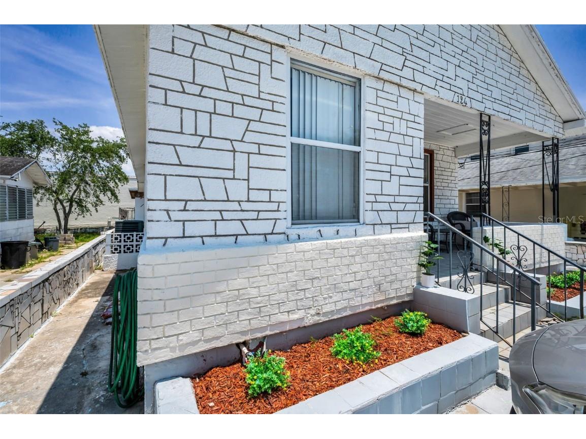 124 Athens Street Tarpon Springs FL 34689 W7875745 image2