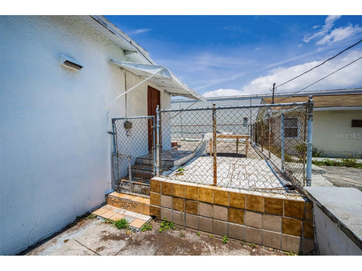 124 Athens Street Tarpon Springs FL 34689 W7875745 image7