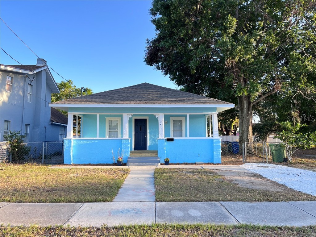 124 Avenue H SE Winter Haven FL 33880 P4925177 image1