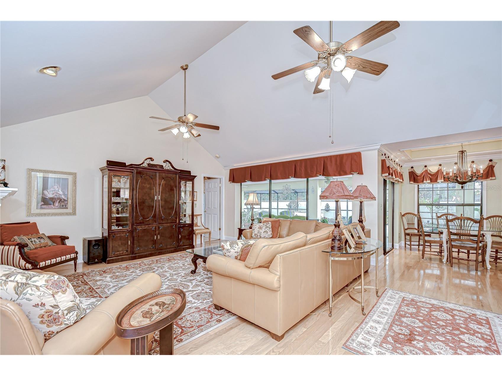 124 Barrington Drive Brandon FL 33511 TB8383139 image15