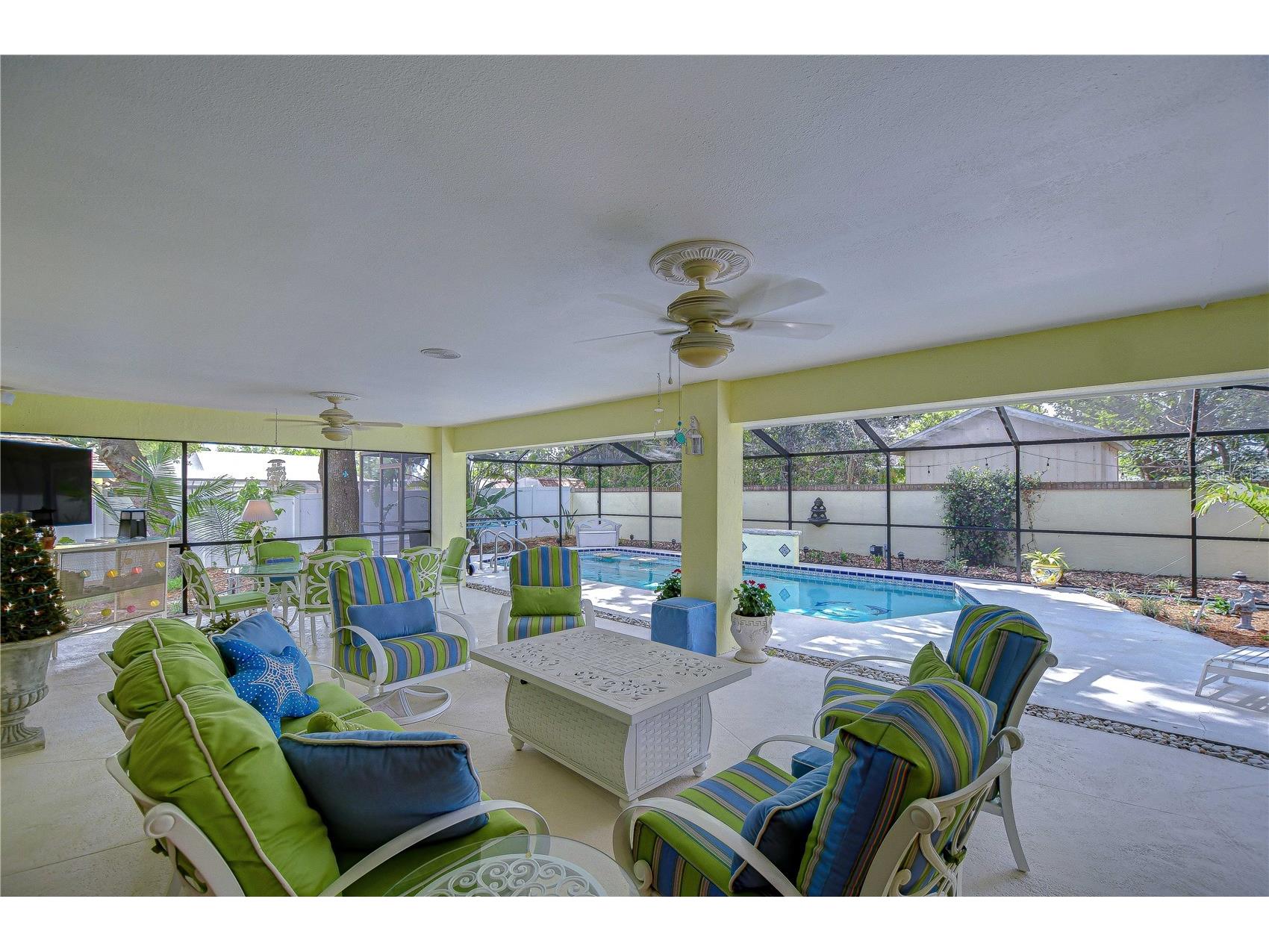 124 Barrington Drive Brandon FL 33511 TB8383139 image34