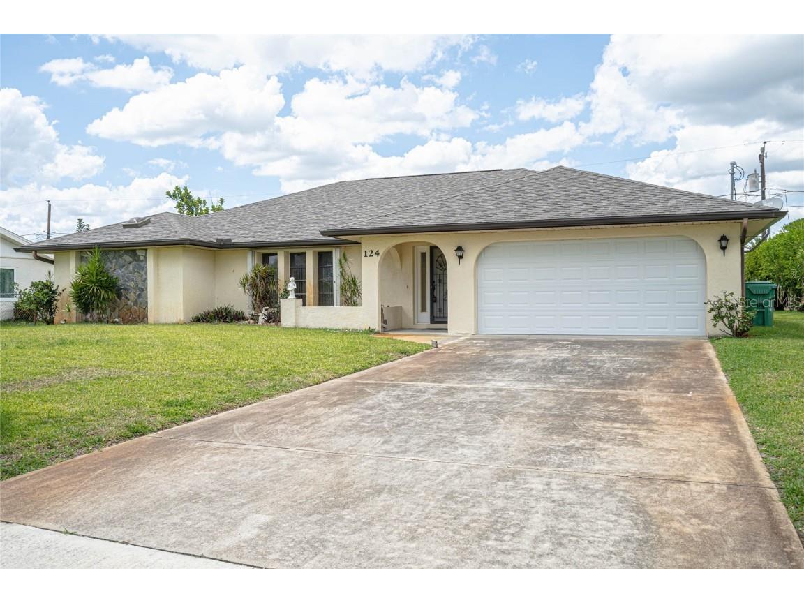 124 Bedford Drive NE Port Charlotte FL 33952 C7475718 image1