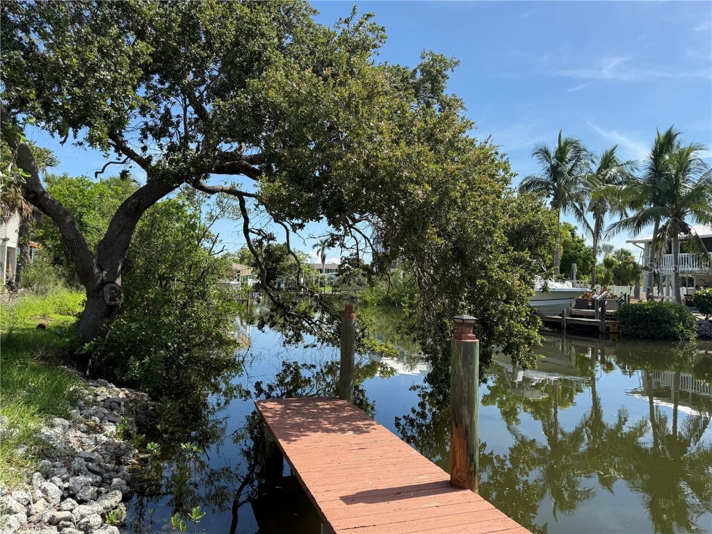 124 Burns Road Terra Ceia FL 34250 A4658583 image6