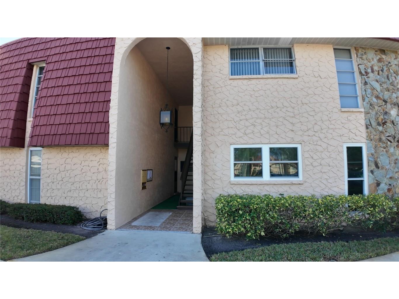 124 Buttonwood Circle #124 Seminole FL 33777 TB8356058 image1