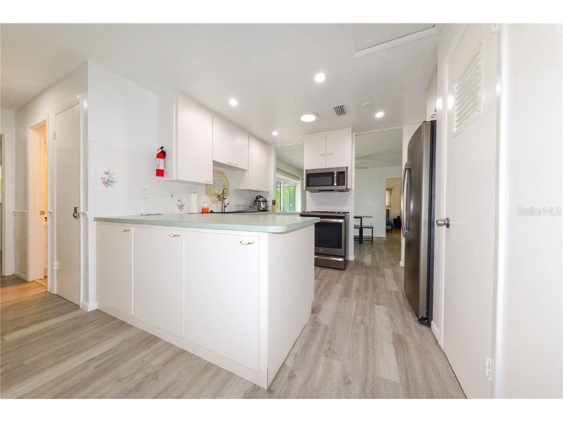 124 Caddy Road Rotonda West FL 33947 D6144573 image16