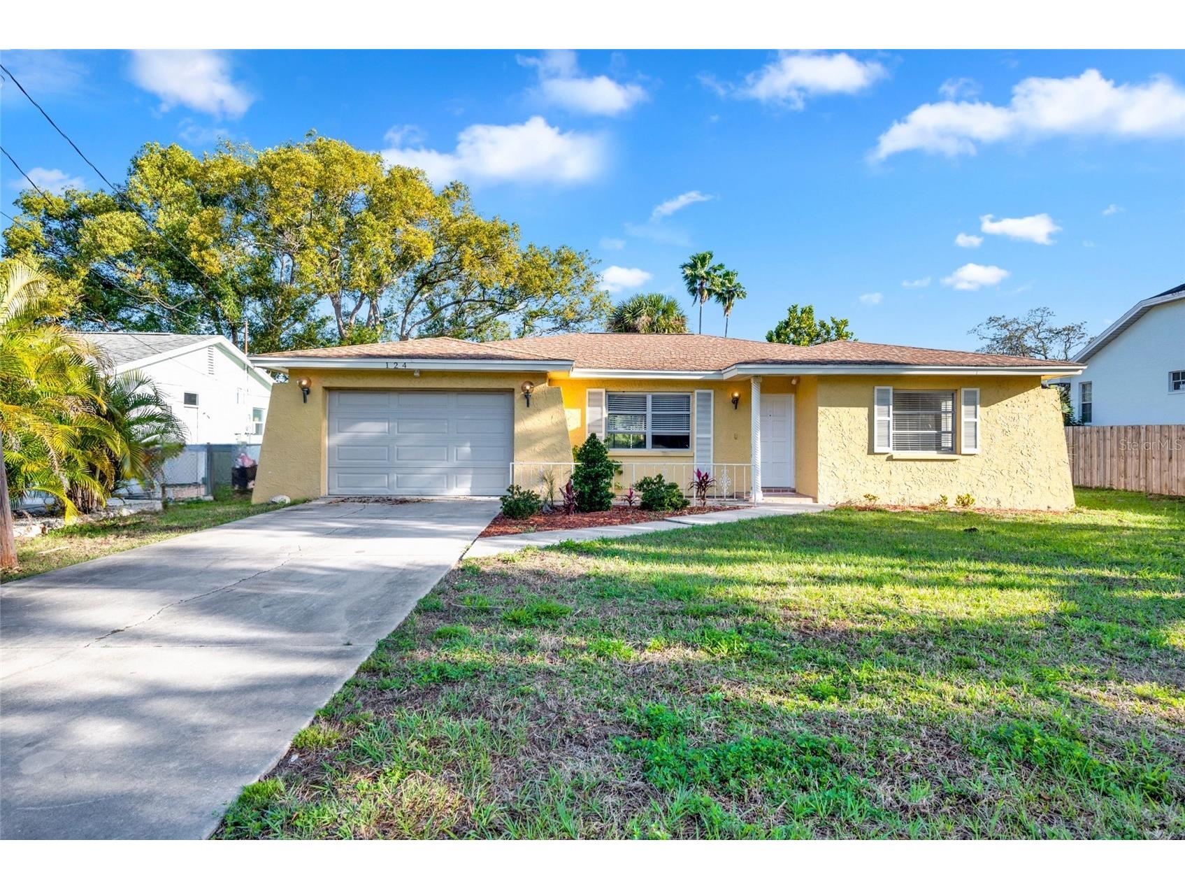 124 Crystal Beach Avenue Crystal Beach FL 34681 TB8486227 image1