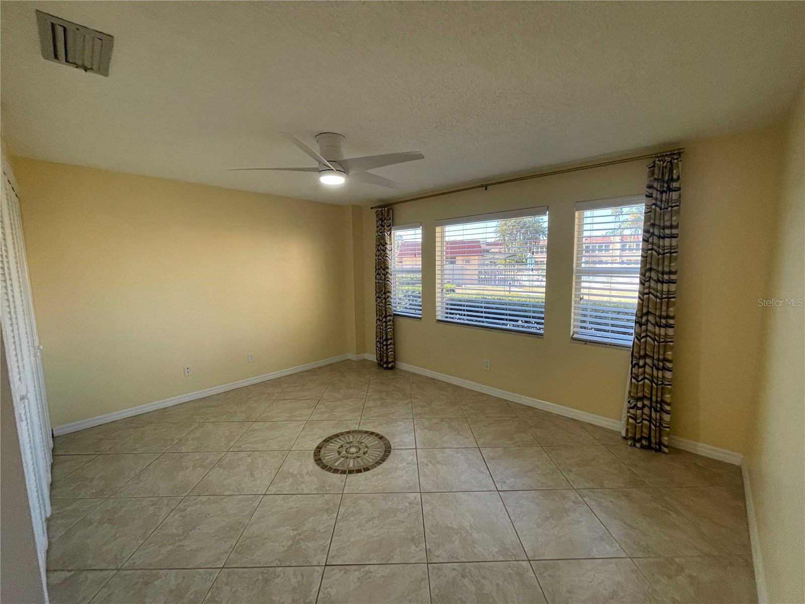 124 Dogwood Circle Seminole FL 33777 TB8460474 image17