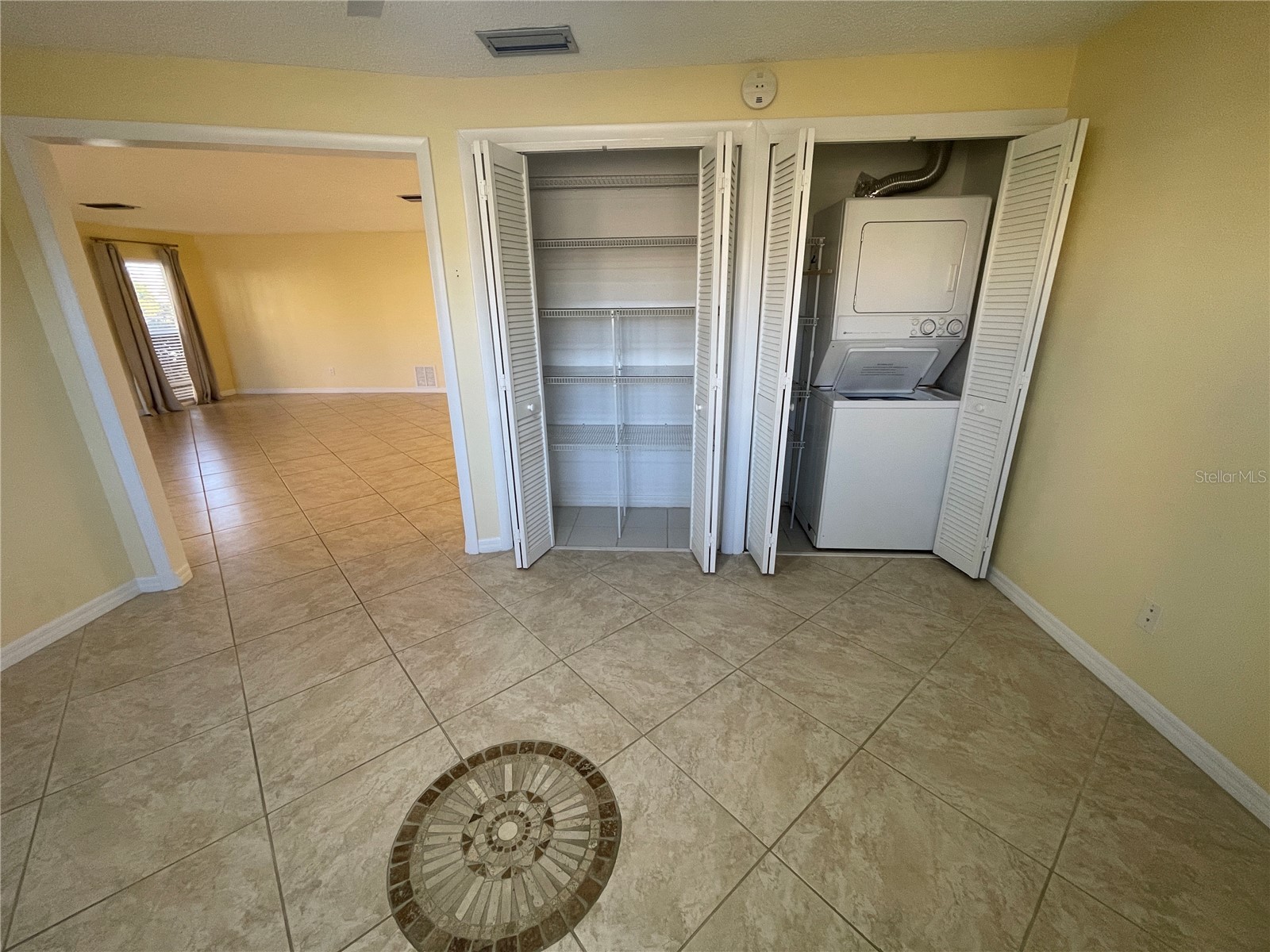 124 Dogwood Circle Seminole FL 33777 TB8460474 image18