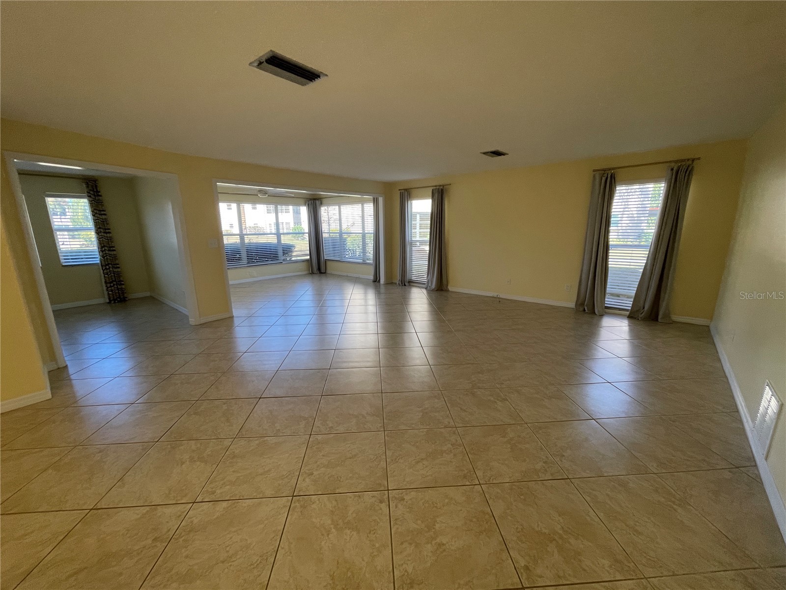 124 Dogwood Circle Seminole FL 33777 TB8460474 image19