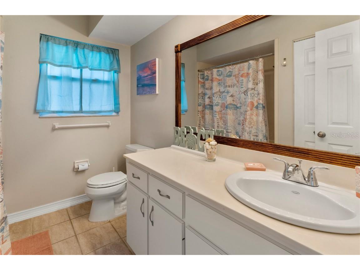 124 Field Avenue Venice FL 34285 A4587422 image18