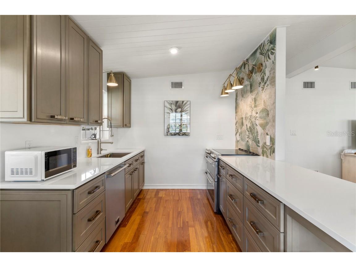 124 Field Avenue Venice FL 34285 A4587422 image4