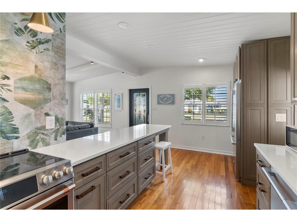 124 Field Avenue Venice FL 34285 A4587422 image5