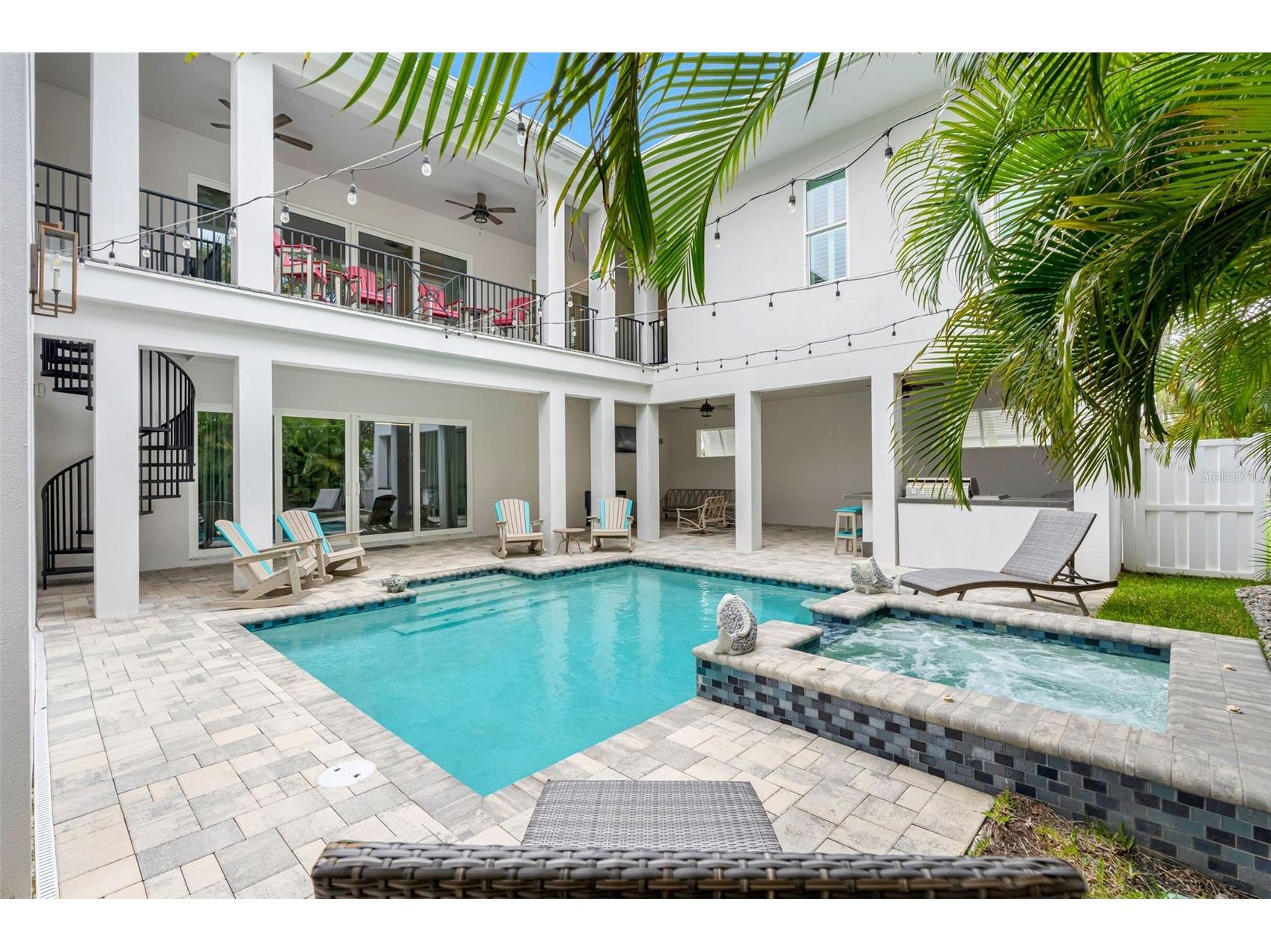 124 Forest Hills Drive Redington Shores FL 33708 TB8487942 image2