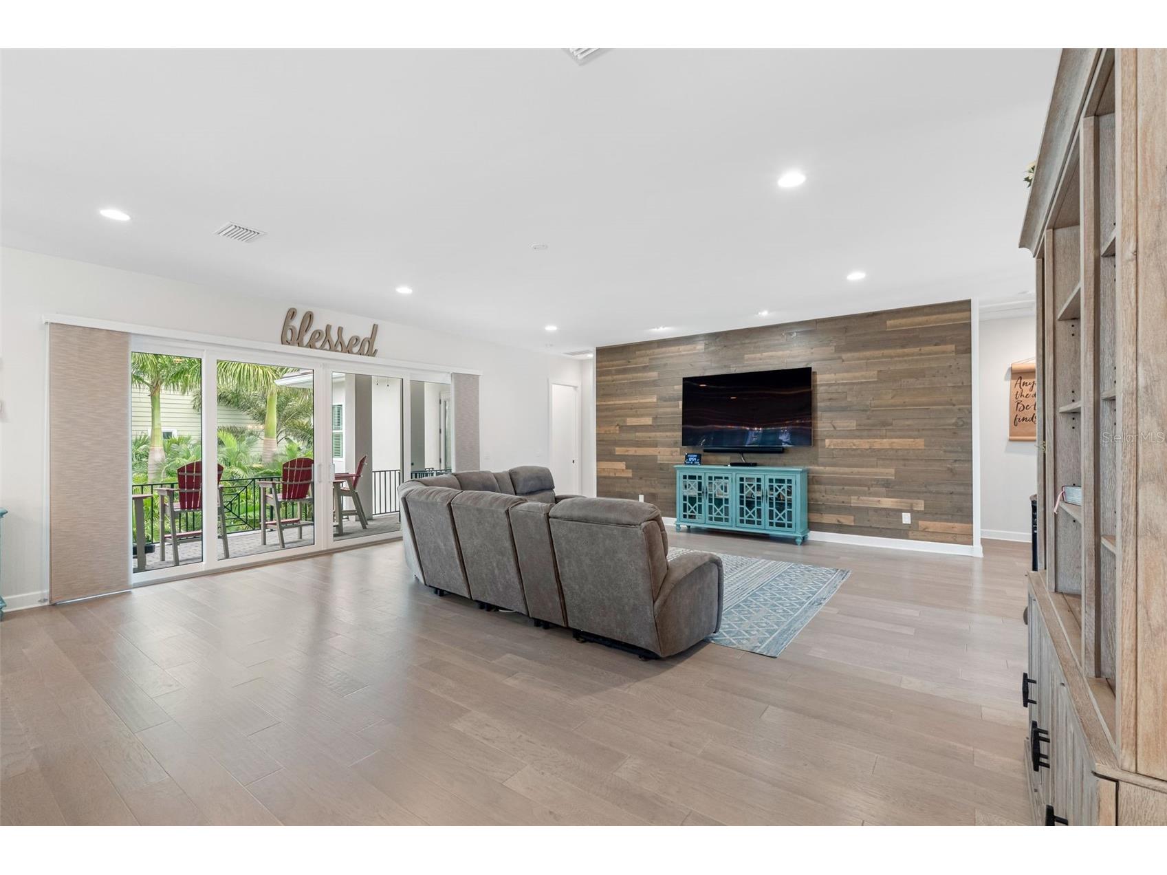 124 Forest Hills Drive Redington Shores FL 33708 TB8487942 image27