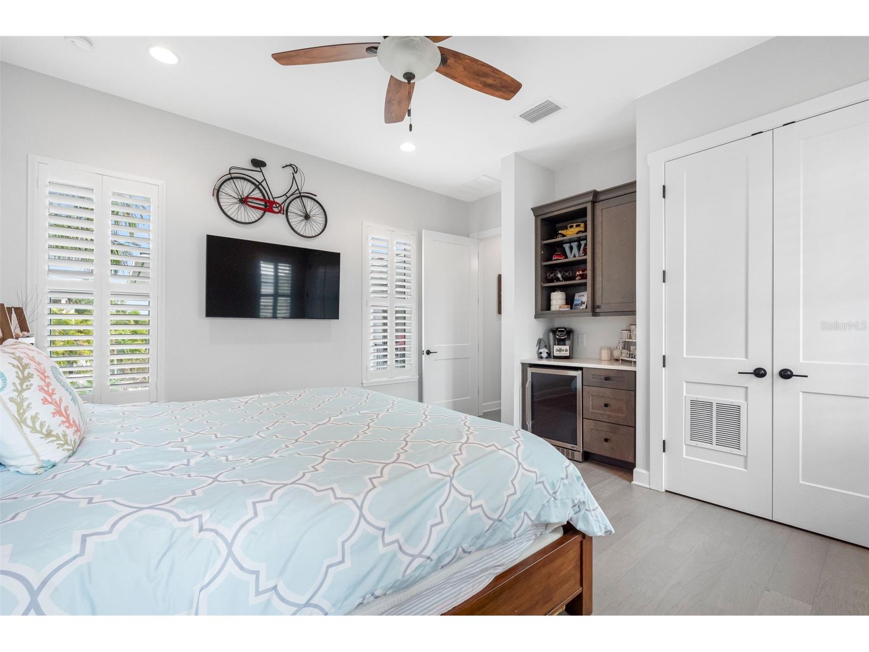 124 Forest Hills Drive Redington Shores FL 33708 TB8487942 image51