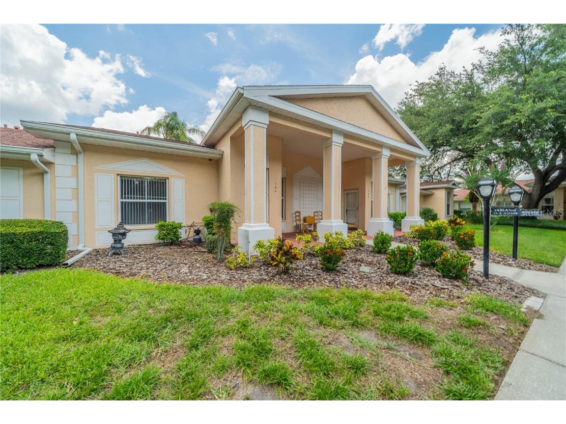 124 Knollpoint Drive Sun City Center FL 33573 T3530932 image1