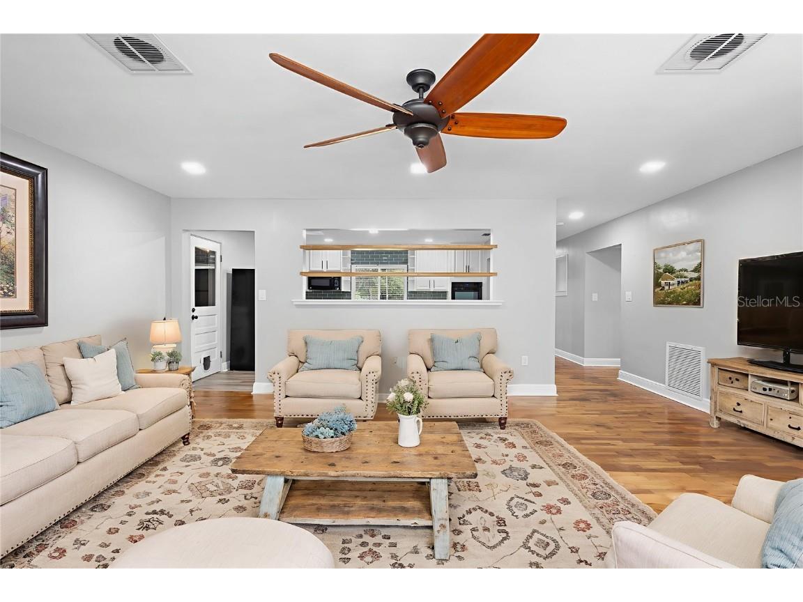 124 Lake Molly Avenue Deland FL 32724 V4944009 image29