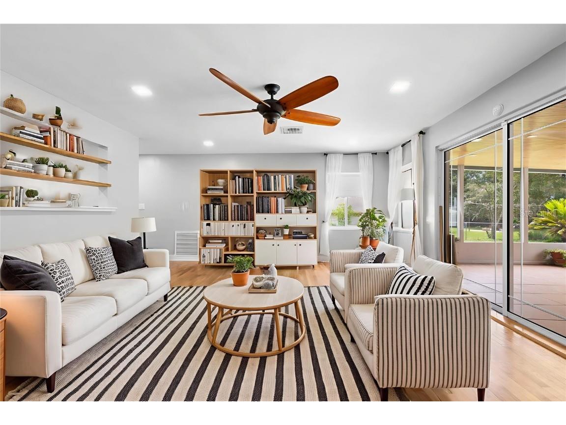 124 Lake Molly Avenue Deland FL 32724 V4944009 image31