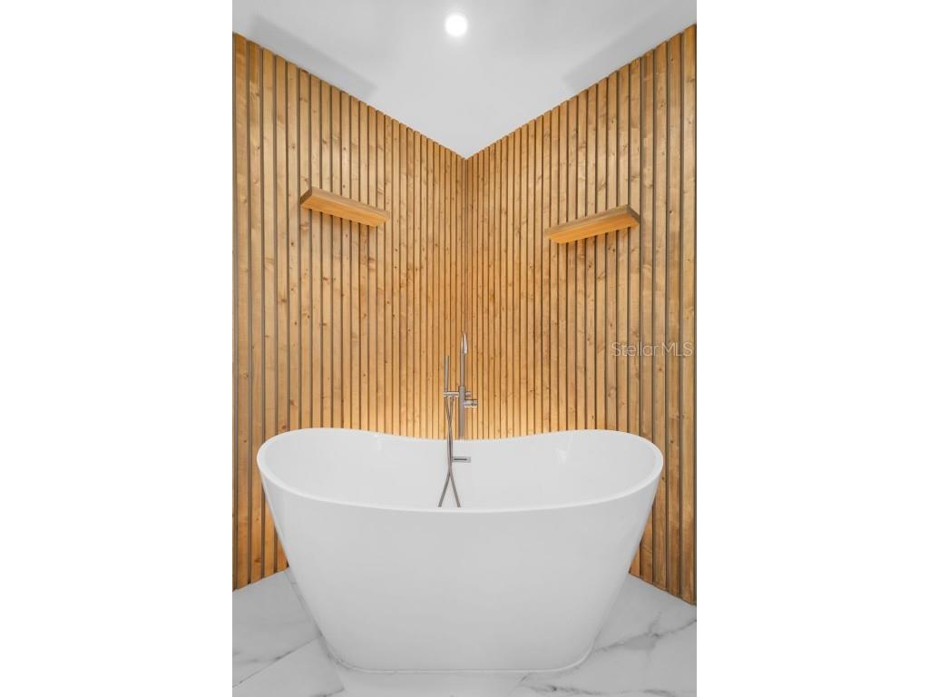 124 Lake Molly Avenue Deland FL 32724 V4944009 image43