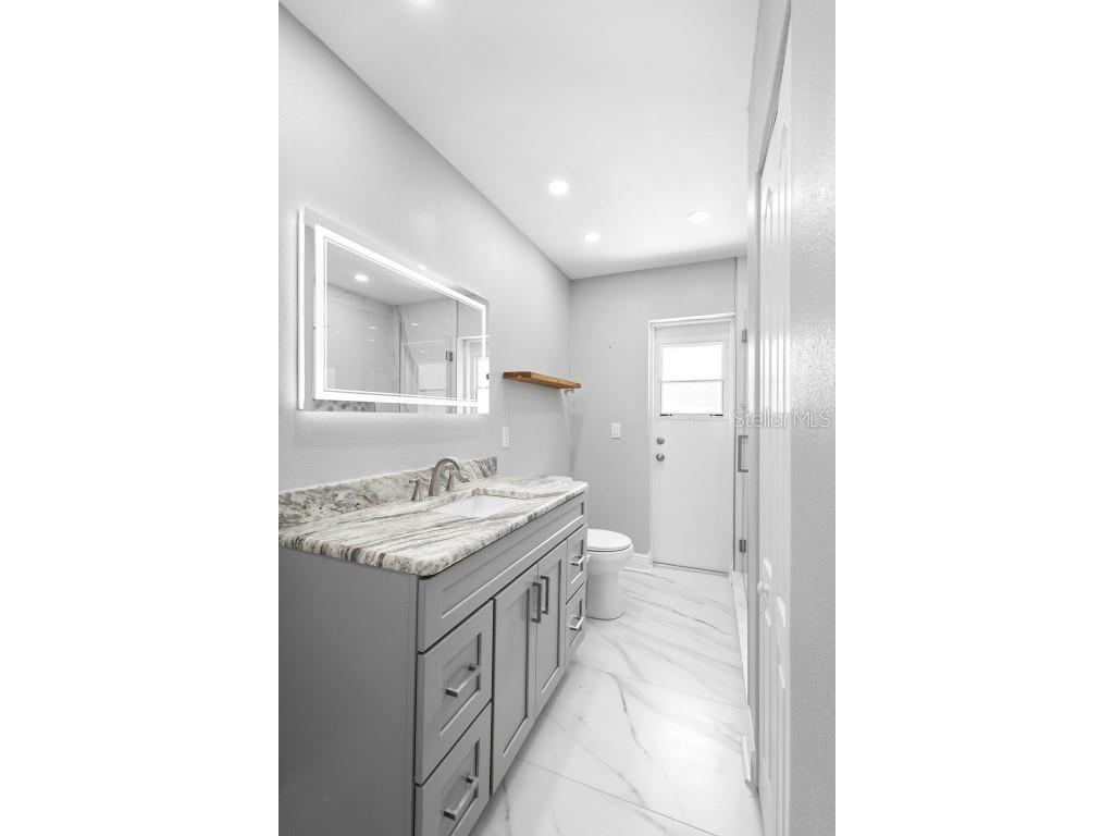 124 Lake Molly Avenue Deland FL 32724 V4944009 image54