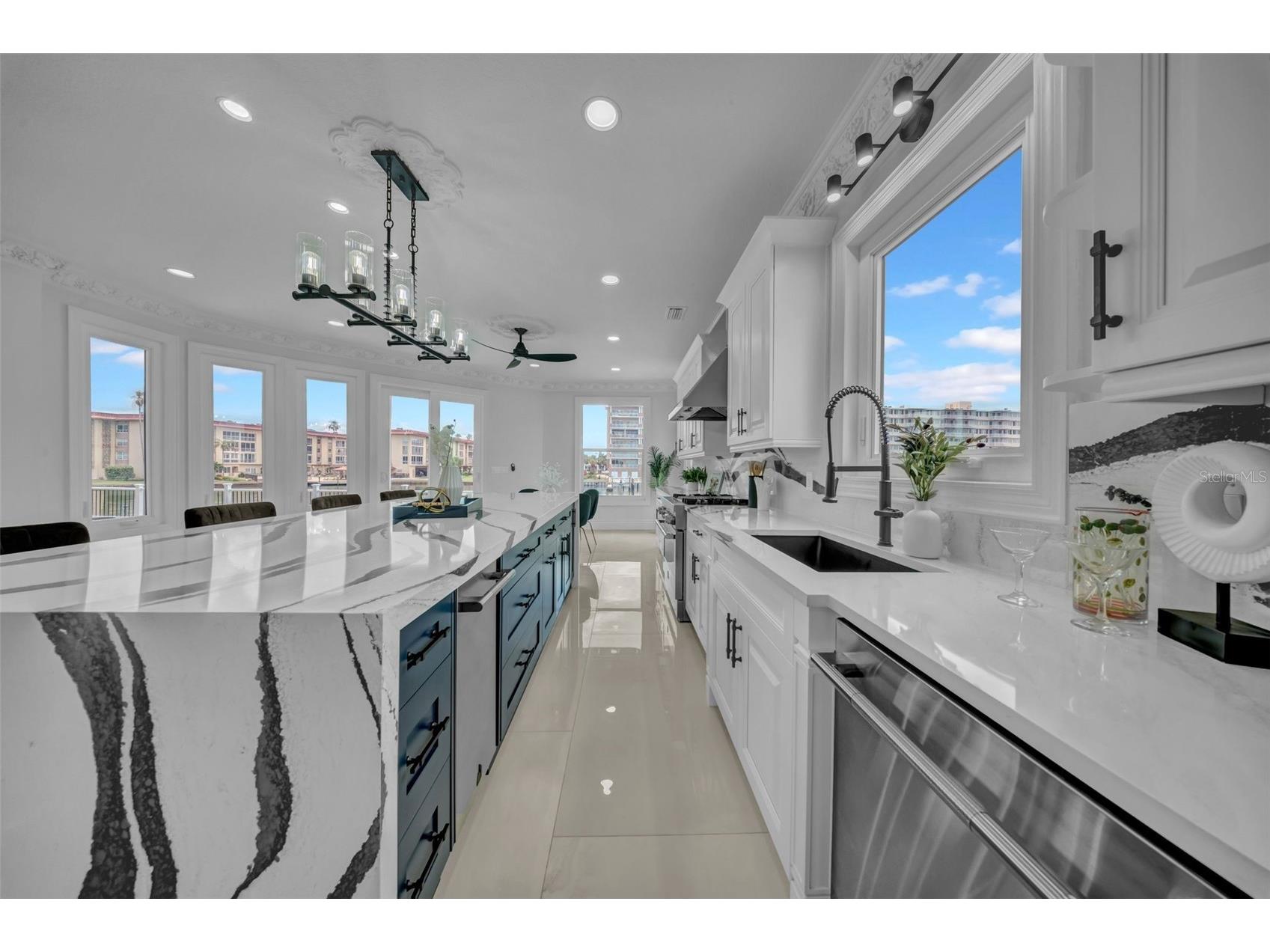 124 Leeward Island Clearwater Beach FL 33767 - CLEARWATER CHANEL TB8458455 image24