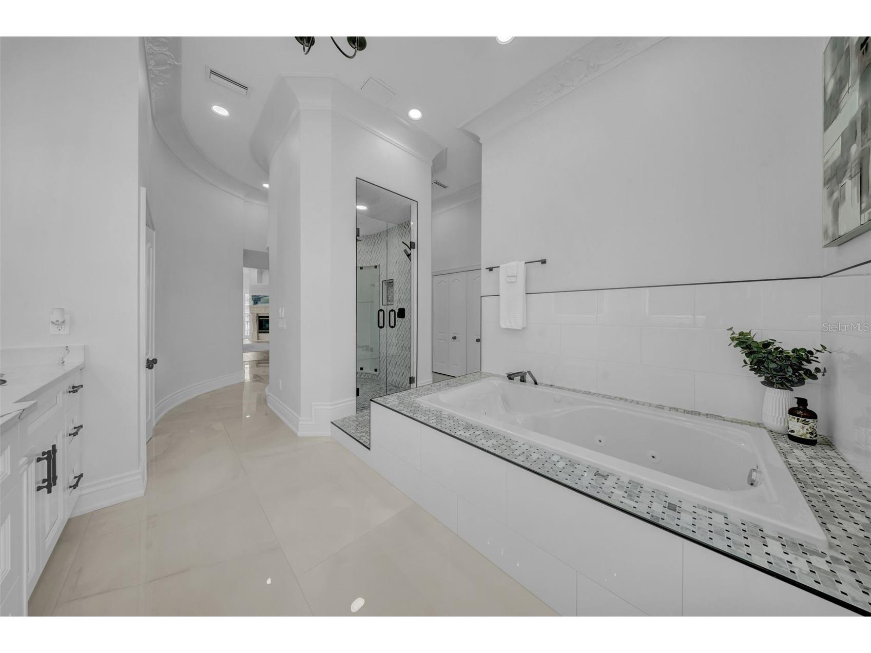 124 Leeward Island Clearwater Beach FL 33767 - CLEARWATER CHANEL TB8458455 image44