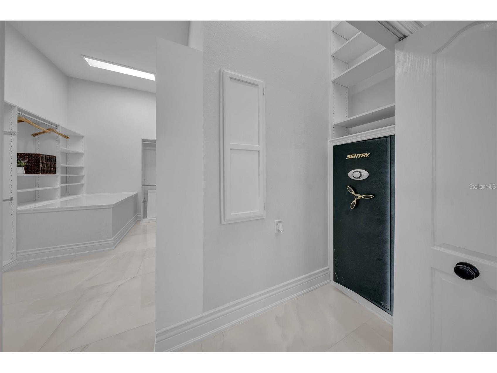 124 Leeward Island Clearwater Beach FL 33767 - CLEARWATER CHANEL TB8458455 image48