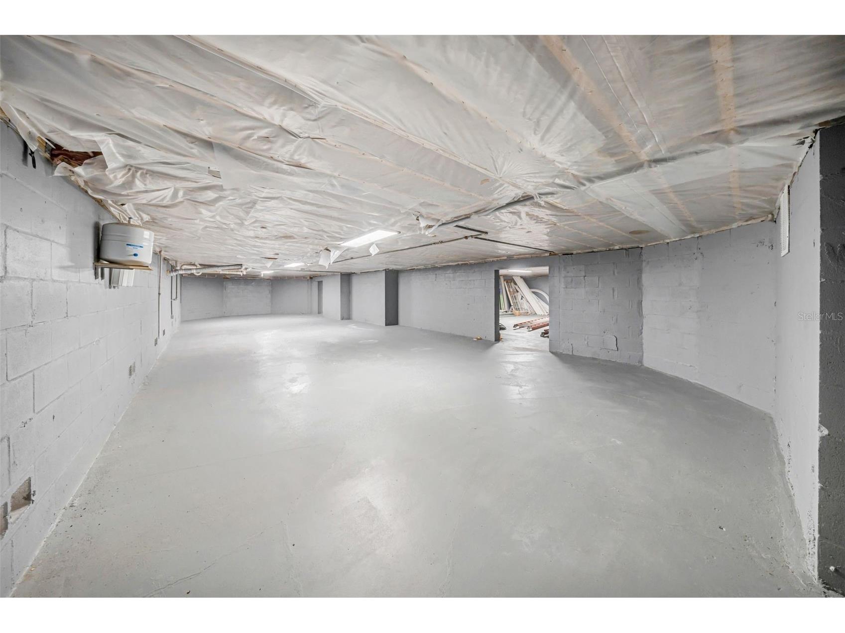 124 Leeward Island Clearwater Beach FL 33767 - CLEARWATER CHANEL TB8458455 image63