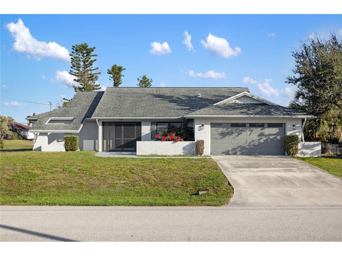 124 Mark Twain Lane Rotonda West FL 33947 A4639772 image1