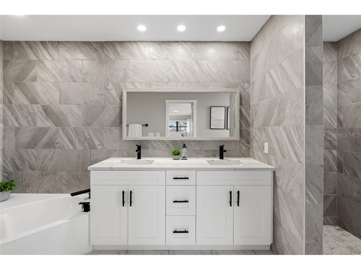 124 Mark Twain Lane Rotonda West FL 33947 A4639772 image19