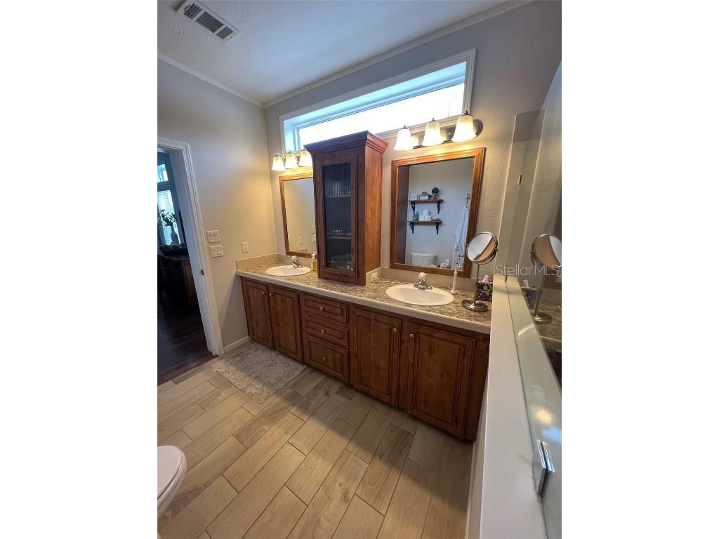 124 Pindo Palm Street W Largo FL 33770 TB8460723 image28