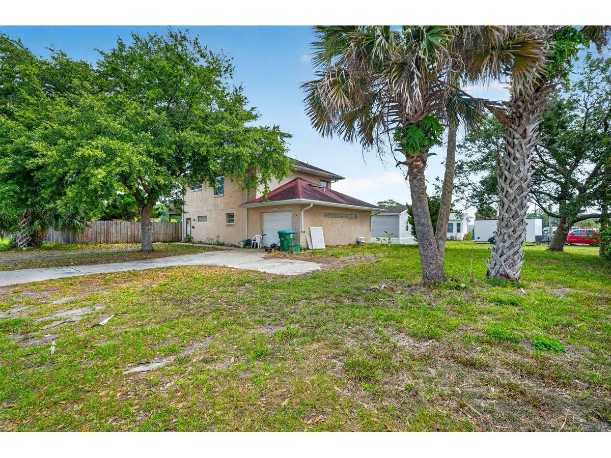 124 Randle Avenue Oak Hill FL 32759 - INDIAN RIVER LAGOON V4949325 image4
