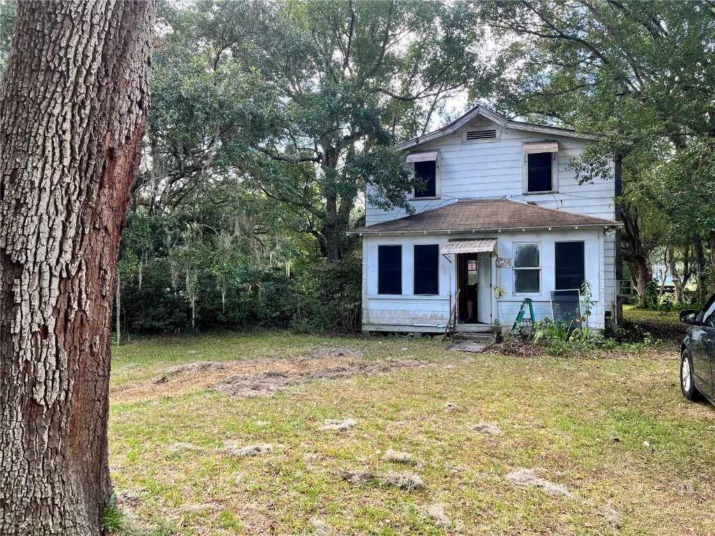 124 Rosemary Avenue Lady Lake FL 32159 O6038120 image1