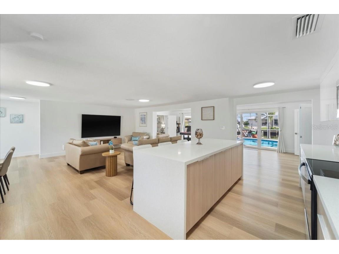 124 Sinclair Street SE Port Charlotte FL 33952 C7514529 image11