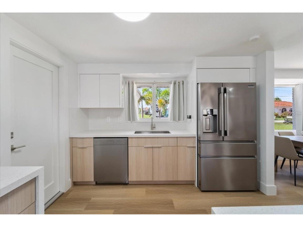 124 Sinclair Street SE Port Charlotte FL 33952 C7514529 image9