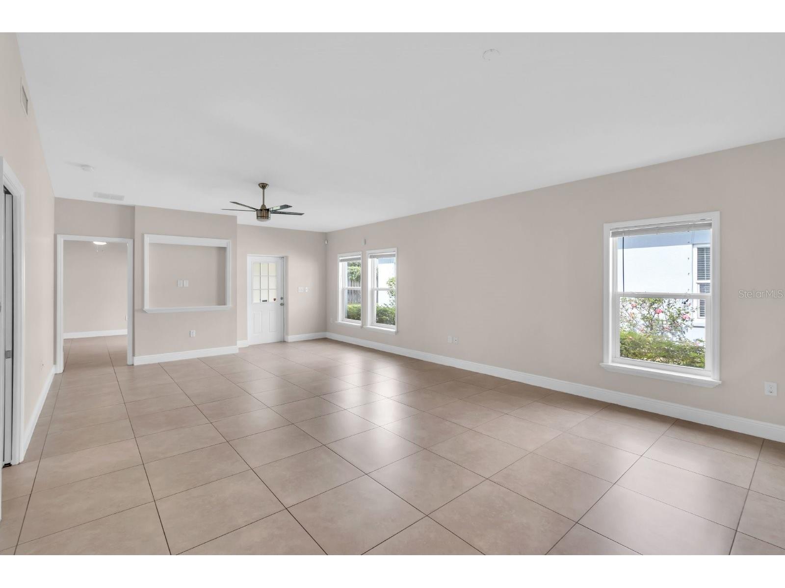124 Tucker Avenue Sarasota FL 34232 A4696316 image8
