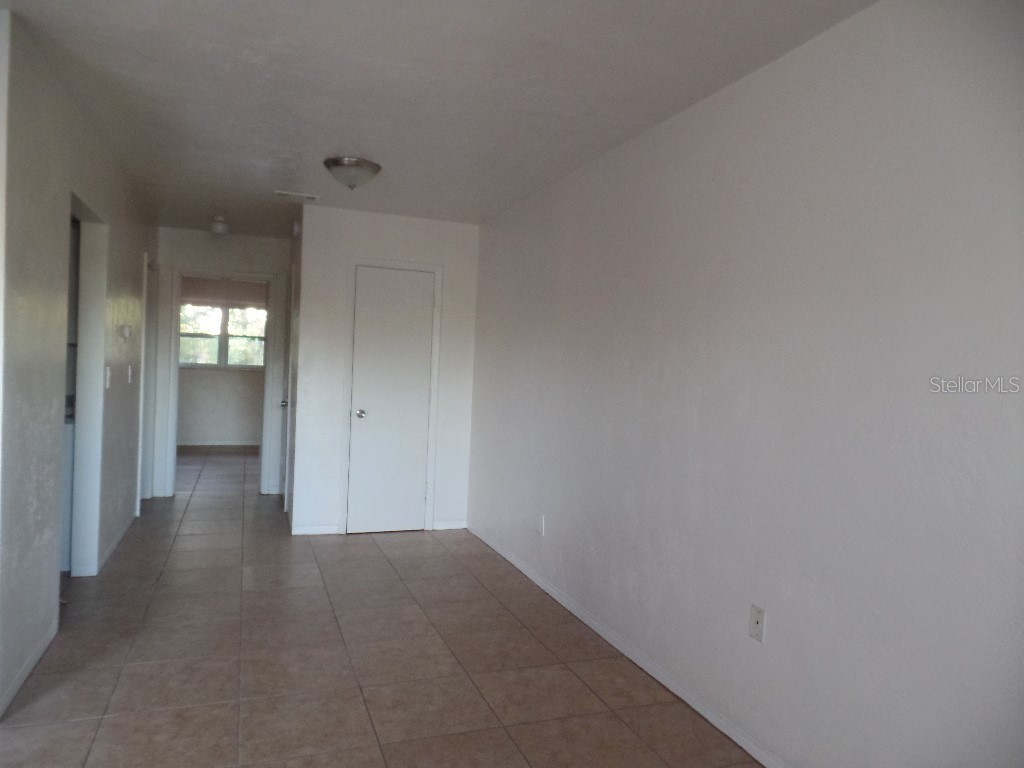 1240 70th Street N #7 Saint Petersburg FL 33710 TB8511549 image3