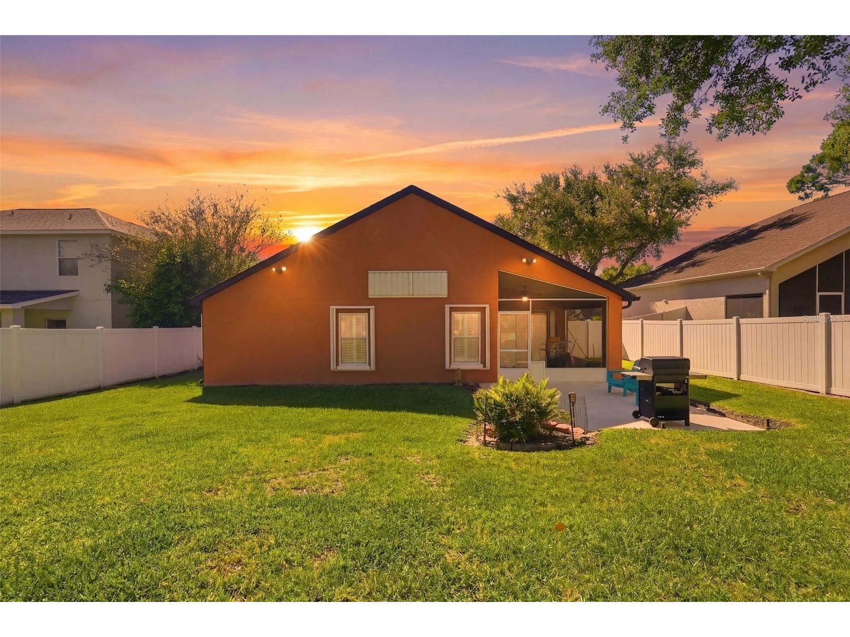 1240 Bluffs Circle Dunedin FL 34698 TB8488073 image25