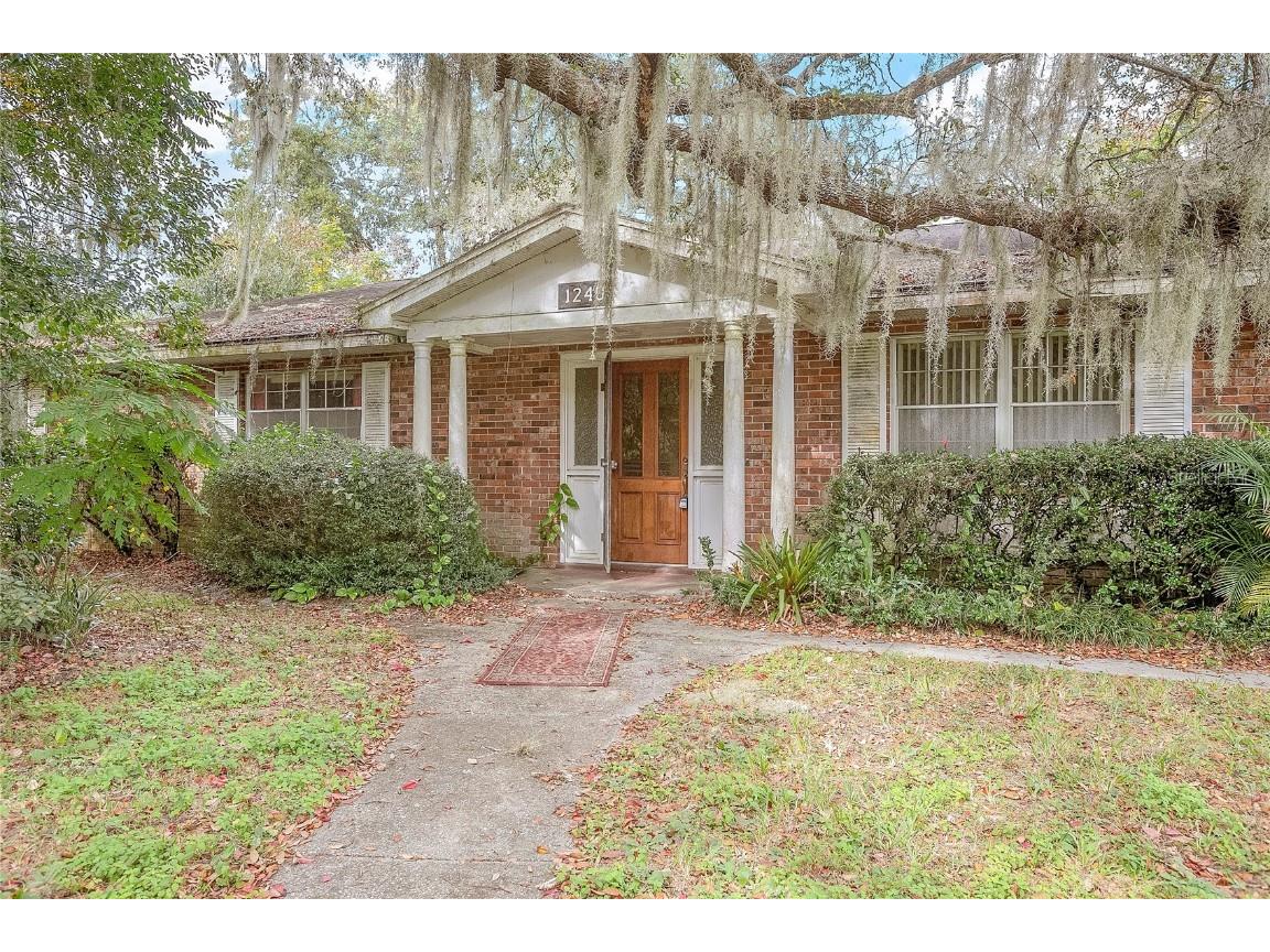 1240 Cardinal Lane Deland FL 32720 V4933717 image1